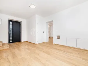 Prodej bytu 5+kk, Chocerady, 189 m2