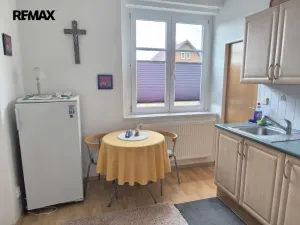 Pronájem bytu 1+1, Karlovy Vary, Plzeňská, 42 m2