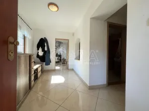 Pronájem rodinného domu, Praha - Záběhlice, Dolní Chaloupky, 245 m2