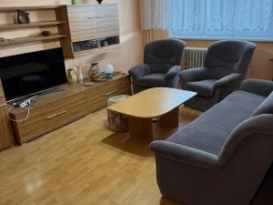 Pronájem bytu 2+1, Habartov, Karla Čapka, 57 m2