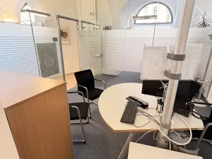 Pronájem kanceláře, Olomouc, Dolní náměstí, 204 m2