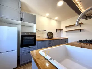 Pronájem bytu 3+1, Olomouc, Ladova, 86 m2