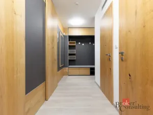 Pronájem bytu 2+kk, Ostrava - Moravská Ostrava, náměstí Biskupa Bruna, 58 m2