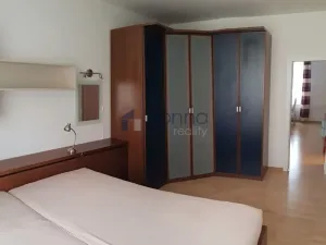 Pronájem bytu 3+kk, Praha, Konšelská, 62 m2