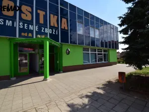 Pronájem obchodního prostoru, Blatná, náměstí J. A. Komenského, 180 m2