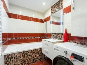 Prodej bytu 3+1, Chlumec nad Cidlinou - Kladruby, 77 m2