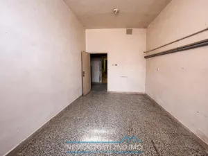 Pronájem obchodního prostoru, Znojmo, Holandská, 375 m2