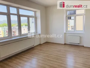 Pronájem bytu 2+kk, Frenštát pod Radhoštěm, nám. Míru, 66 m2