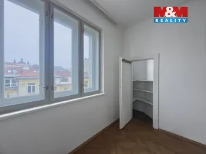 Pronájem bytu 1+kk, Praha - Nusle, Jaromírova, 25 m2