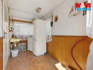 Prodej chaty, Nučice, V Hlubokém, 61 m2