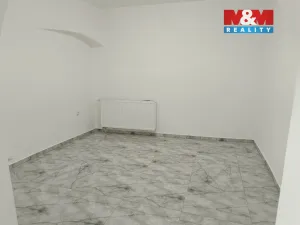 Pronájem bytu 3+kk, Bělá pod Bezdězem, Masarykovo náměstí, 80 m2
