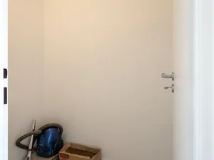 Pronájem bytu 1+kk, Praha - Hlubočepy, Voskovcova, 29 m2