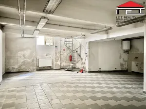 Pronájem obchodního prostoru, Brno, Masarykova, 212 m2