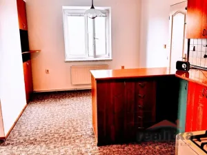 Pronájem bytu 2+1, Opava, Krnovská, 70 m2