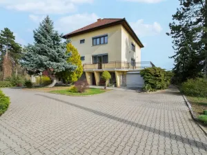 Prodej vily, Dolní Kounice, Zámecká, 270 m2