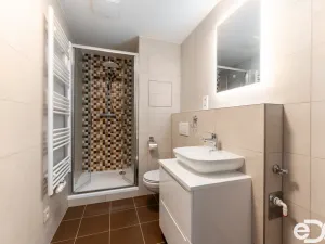 Pronájem bytu 1+kk, Praha - Hlubočepy, Fabiánové, 31 m2