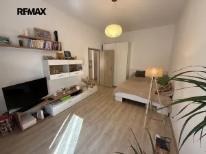 Prodej bytu 2+kk, Praha - Vršovice, Holandská, 40 m2
