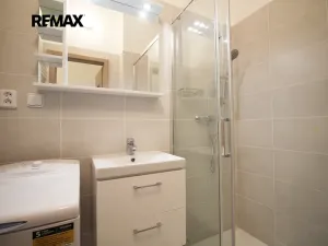 Prodej bytu 2+kk, Praha - Vršovice, Holandská, 40 m2