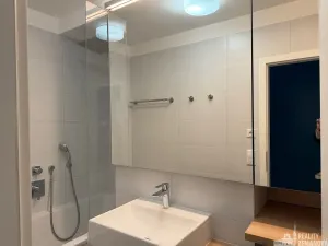 Pronájem bytu 3+kk, Praha - Bohnice, Dolákova, 74 m2