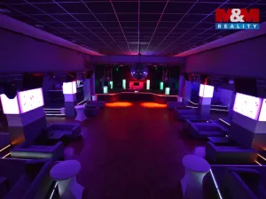 Pronájem restaurace, Holice, Smetanova, 220 m2