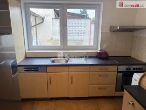 Pronájem bytu 3+kk, Břeclav - Poštorná, Hlavní, 56 m2