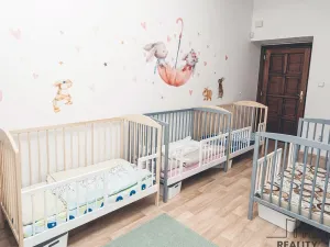 Prodej obchodního prostoru, Praha - Smíchov, U Okrouhlíku, 135 m2