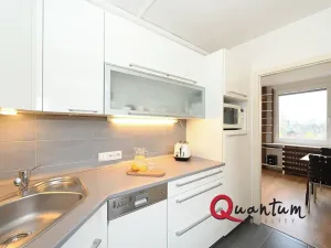 Pronájem bytu 2+kk, Praha - Prosek, Jablonecká, 55 m2