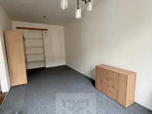 Pronájem bytu 2+kk, Praha - Malá Strana, 38 m2