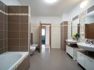 Prodej rodinného domu, Třeboň, Pod Hrází, 141 m2