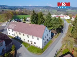 Prodej rodinného domu, Strašín, 450 m2