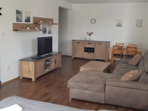 Pronájem bytu 1+kk, Hradec Králové - Nový Hradec Králové, Pod Zámečkem, 48 m2