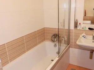 Pronájem bytu 2+kk, Praha - Háje, Jurkovičova, 52 m2