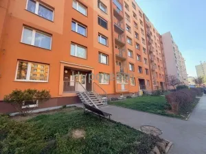 Pronájem bytu 2+1, Ústí nad Labem - Severní Terasa, Šípková, 65 m2