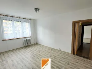 Pronájem bytu 2+1, Kadaň, Na Podlesí, 55 m2
