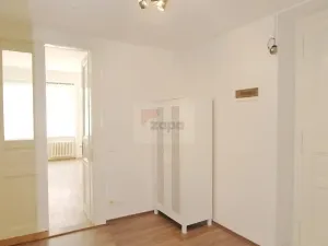 Pronájem bytu 2+1, Praha - Smíchov, Na Celné, 71 m2