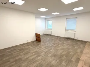 Pronájem kanceláře, Nýřany, Hřbitovní, 168 m2