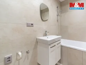 Pronájem bytu 2+1, Cheb, Boženy Němcové, 64 m2