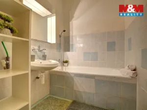 Prodej činžovního domu, Hostinné, Horská, 408 m2