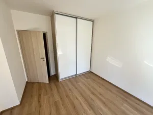 Prodej bytu 3+kk, Horoměřice, Holubova, 78 m2