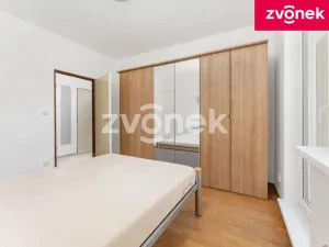 Prodej bytu 2+1, Zlín - Kudlov, Žlutá, 57 m2
