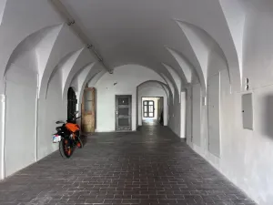 Pronájem obchodního prostoru, Hradec Králové, Velké náměstí, 94 m2