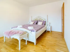 Prodej bytu 1+1, Loket, Mírová, 40 m2