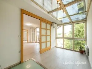 Pronájem bytu 3+kk, Praha - Nusle, V podluží, 74 m2