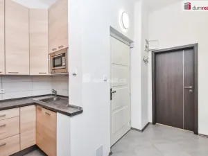 Pronájem bytu 2+kk, Praha - Libeň, U libeňského pivovaru, 50 m2