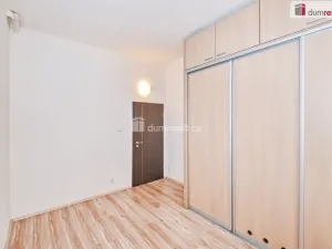 Pronájem bytu 2+kk, Praha - Libeň, U libeňského pivovaru, 50 m2