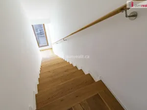 Prodej rodinného domu, Praha - Libuš, V Hrobech, 378 m2