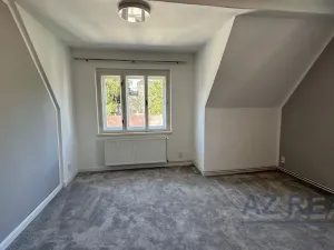 Pronájem bytu 2+1, Liberec, Dobrovského, 65 m2