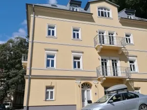 Prodej bytu 3+kk, Mariánské Lázně, Lesní, 113 m2