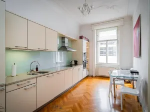 Pronájem kanceláře, Praha - Staré Město, Na Perštýně, 197 m2