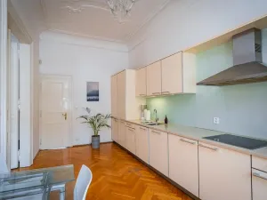 Pronájem kanceláře, Praha - Staré Město, Na Perštýně, 197 m2